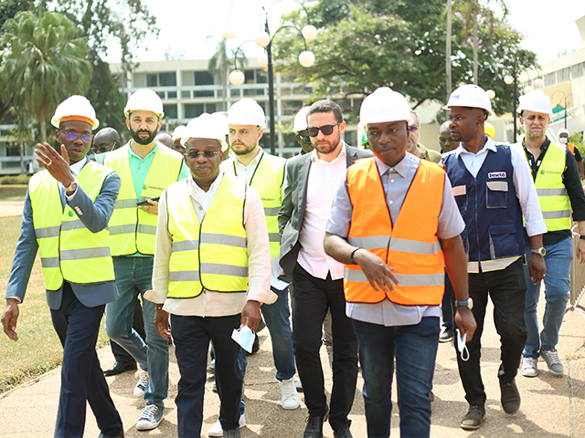 Le Ministre du Tourisme, Siandou Fofana inspecte les hôtels " Le Président " et " HP Resort " de Yamoussoukro