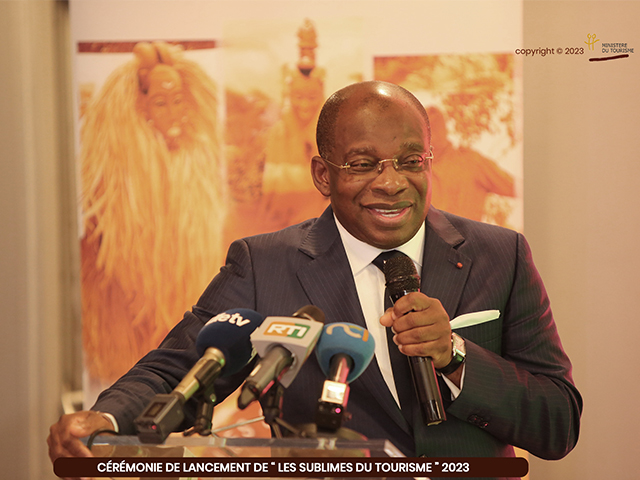 Le Ministre du Tourisme Siandou Fofana lors du lancement de la 2ème édition de "les sublimes du tourisme" le 8 juin 2023 au Pullman à Abidjan